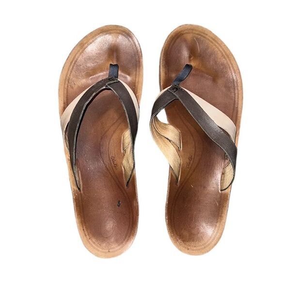 Olukai Tan and Brown Leather Thong Sandals Size 11 - Picture 1 of 6